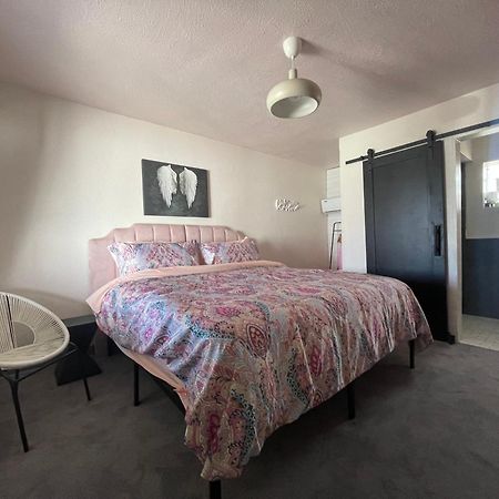 Rainbow Motel Greeley Εξωτερικό φωτογραφία