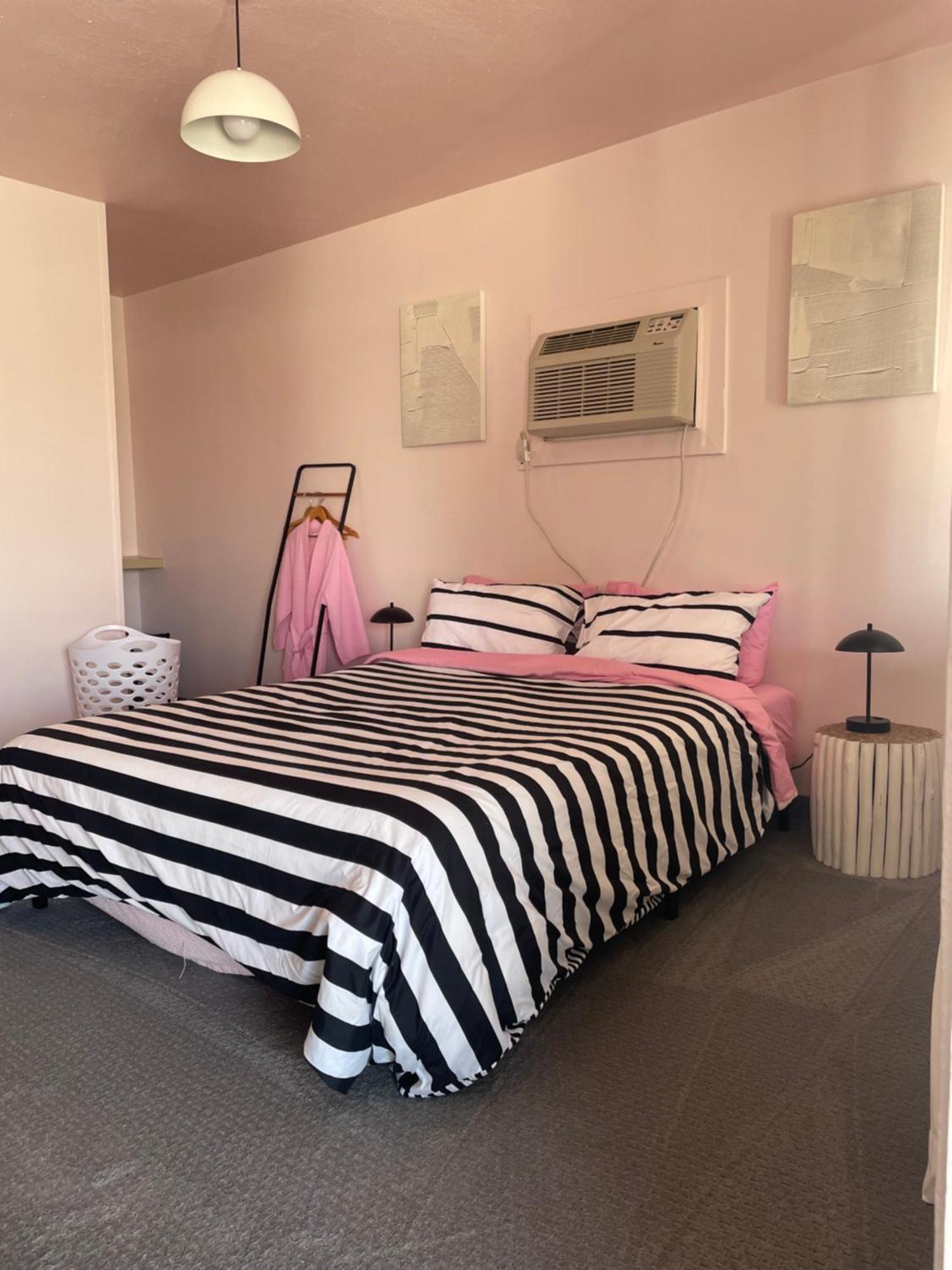 Rainbow Motel Greeley Εξωτερικό φωτογραφία