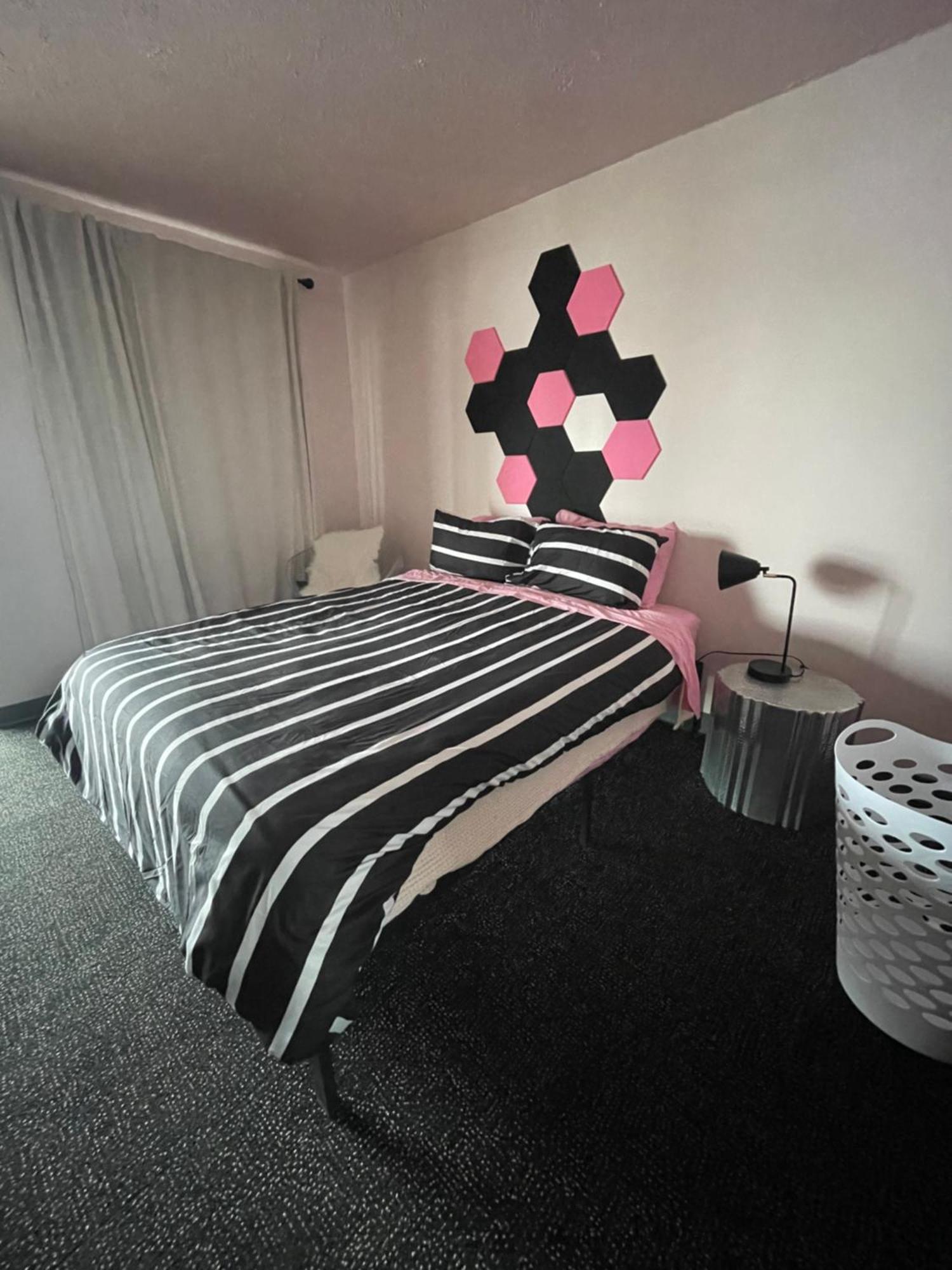 Rainbow Motel Greeley Εξωτερικό φωτογραφία