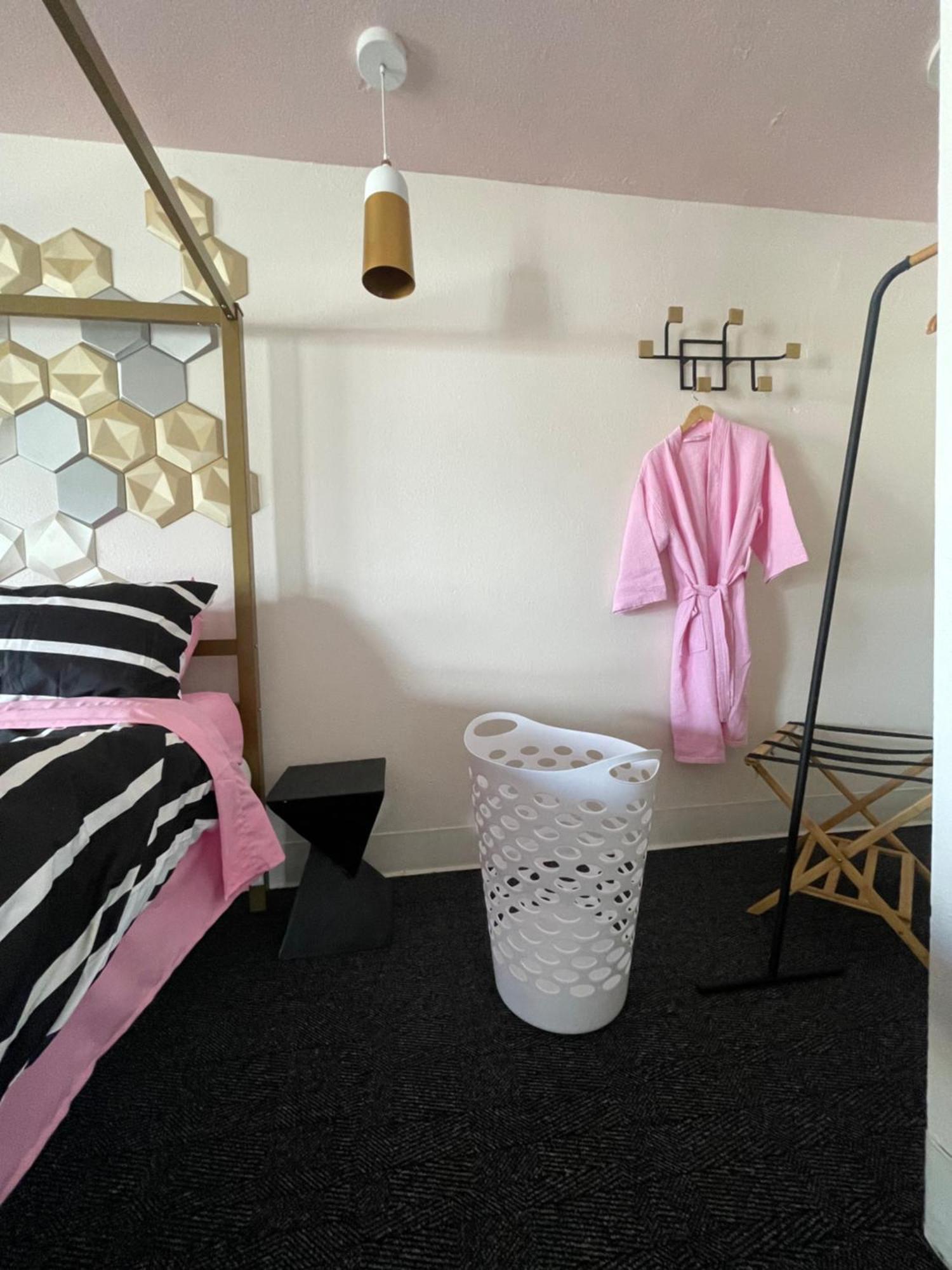 Rainbow Motel Greeley Εξωτερικό φωτογραφία